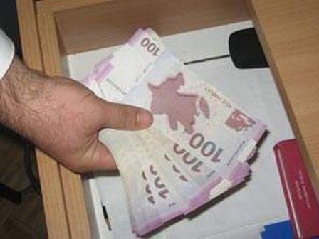 Azərbaycanda əhali 4 ayda 12 milyard qazanıb  